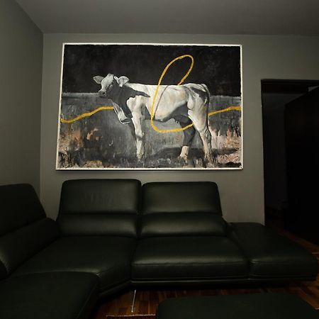 Maison De L'Amour Brebu Nou Екстериор снимка