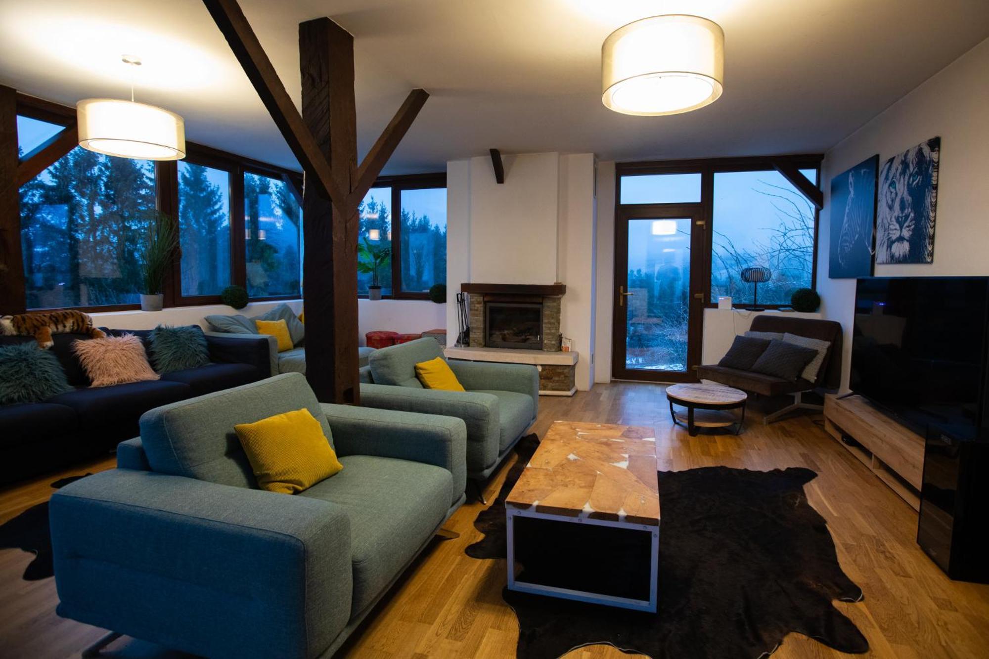 Maison De L'Amour Brebu Nou Екстериор снимка